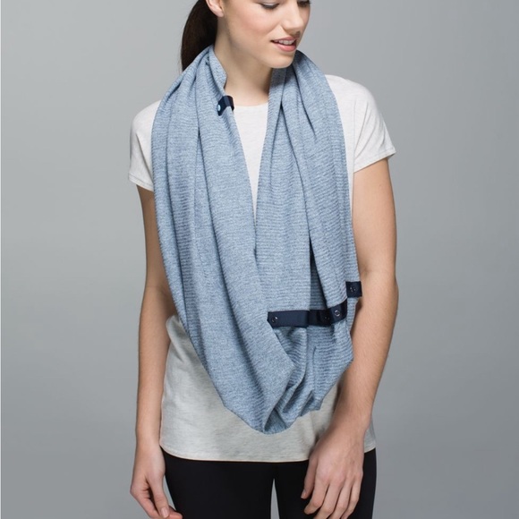 Lululemon Lab circle scarf - Picture 4 of 8